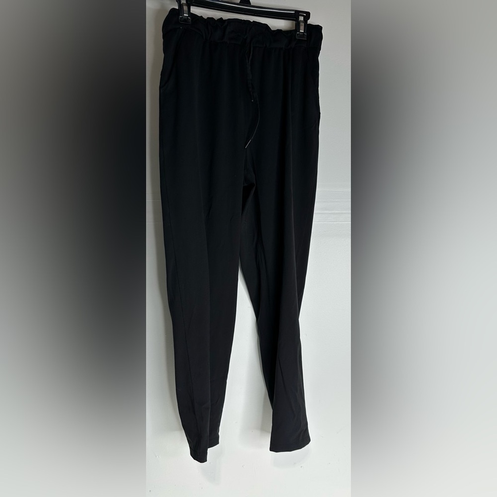 Lululemon Keep Moving Pant Pants 7/8 High Rise Black Athletic Travel Lounge SZ 8